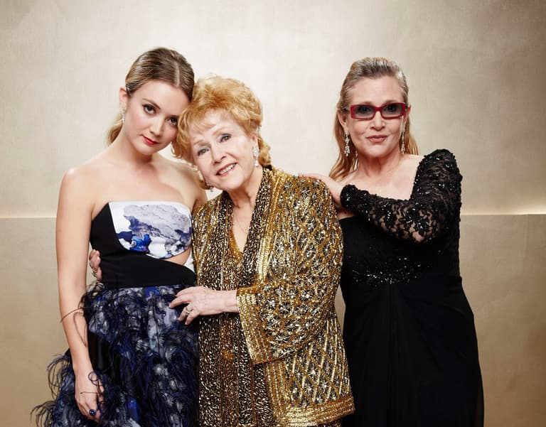 Carrie Fisher’s daughter Billie issues stern statement after excluding family from Hollywood ceremony Carrie Fisher’s daughter Billie issues stern statement after excluding family from Hollywood ceremony