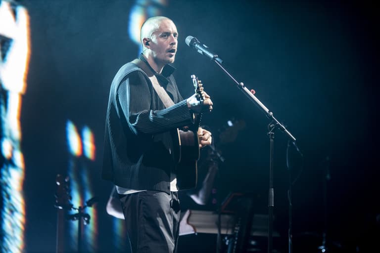Actor John Connors chimes in on Dermot Kennedy ‘controversy’ Actor John Connors chimes in on Dermot Kennedy ‘controversy’