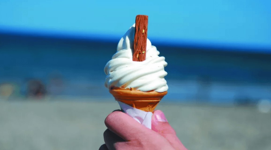Ice cream sellers say Cadbury Flakes are now ‘too crumbly’ for 99 cones