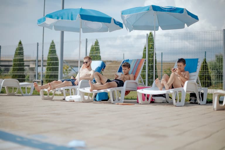 Woman shares clever hack to avoid ‘sunbed wars’ at hotels abroad