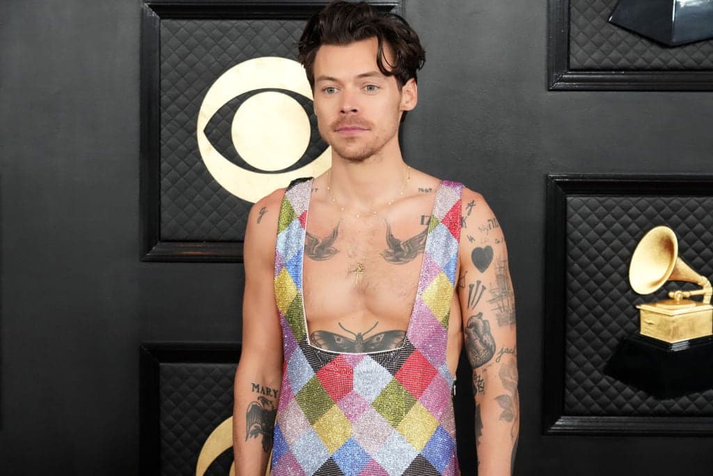 Harry Styles makes rare public appearance with his new girlfriend