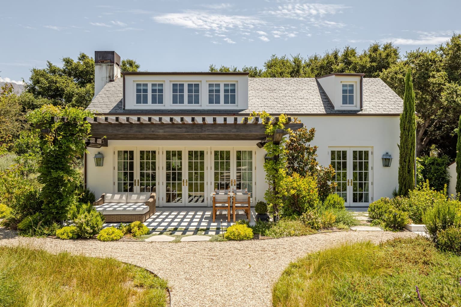 Gwyneth Paltrow’s Californian guesthouse will be listed on Airbnb this month