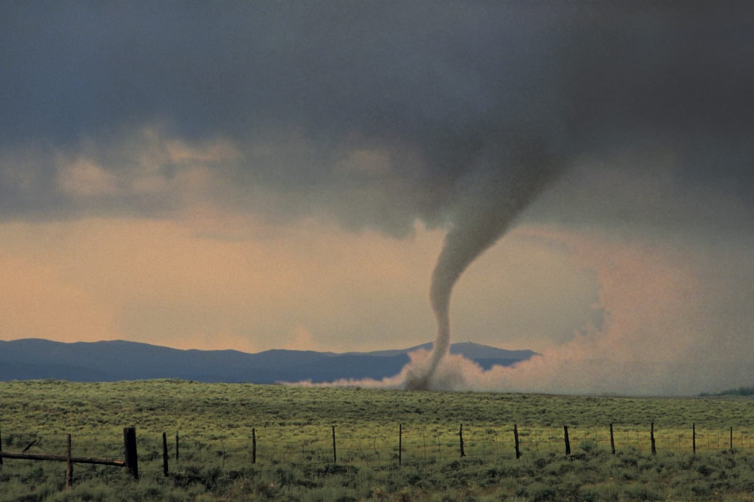 Possible tornado warning issued for Ireland with the arrival of Storm Agnes