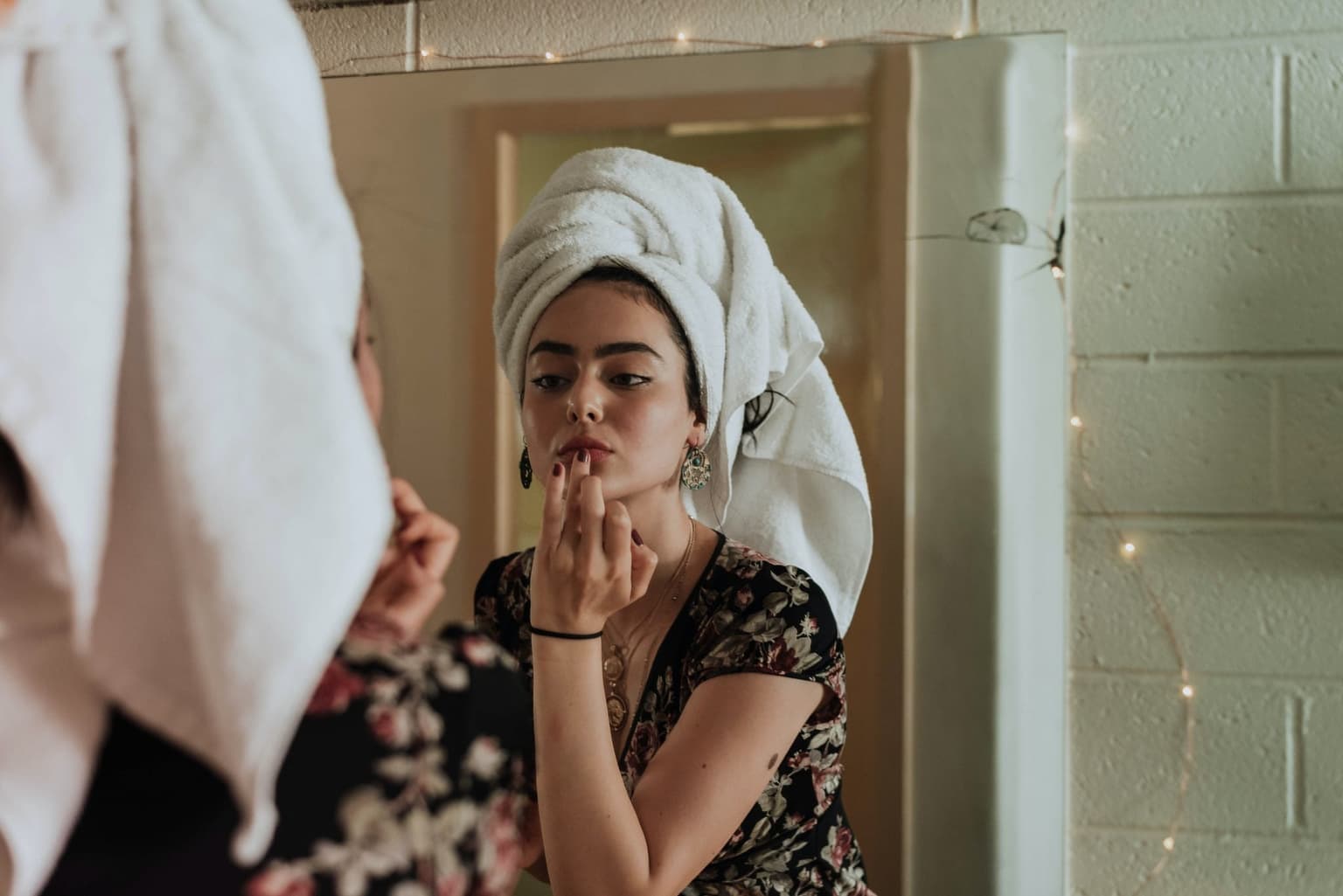 Expert reveals the one cleanser that will actually help acne-prone skin