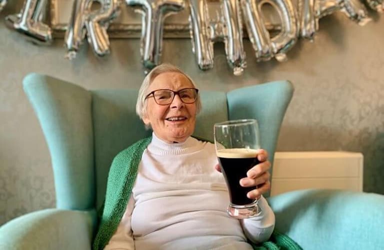 104-year-old woman says the secret to a long life is ‘a Guinness a day and don’t marry’ 104-year-old woman says the secret to a long life is ‘a Guinness a day and don’t marry’