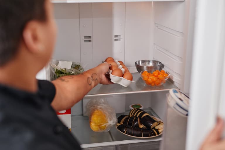 ‘My housemate stole my food without asking and ended up in the emergency room’ ‘My housemate stole my food without asking and ended up in the emergency room’