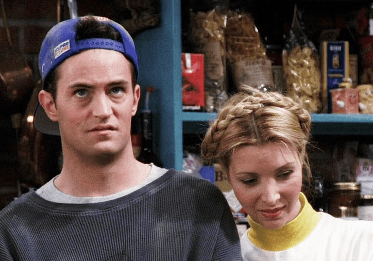 Lisa Kudrow shares rare photo of Matthew Perry in moving tribute