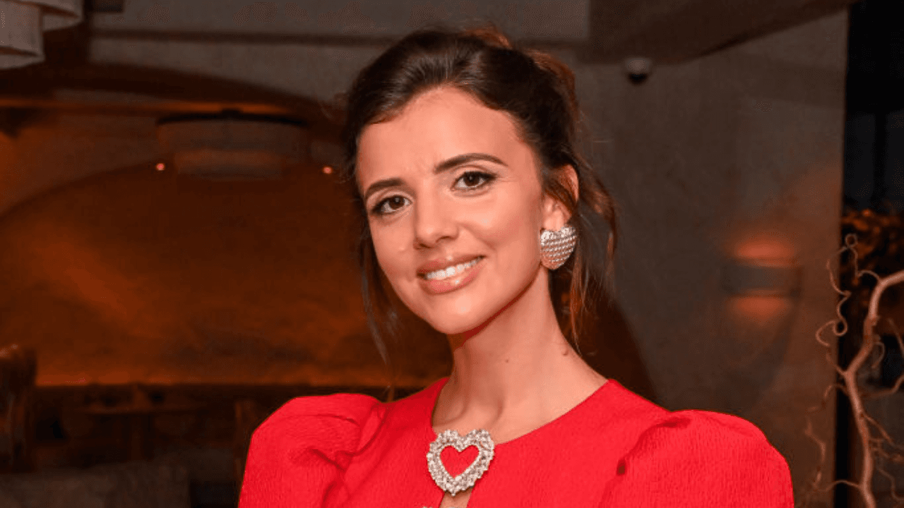 How do adenomyosis and endometriosis differ? Lucy Mecklenburgh shares her experience