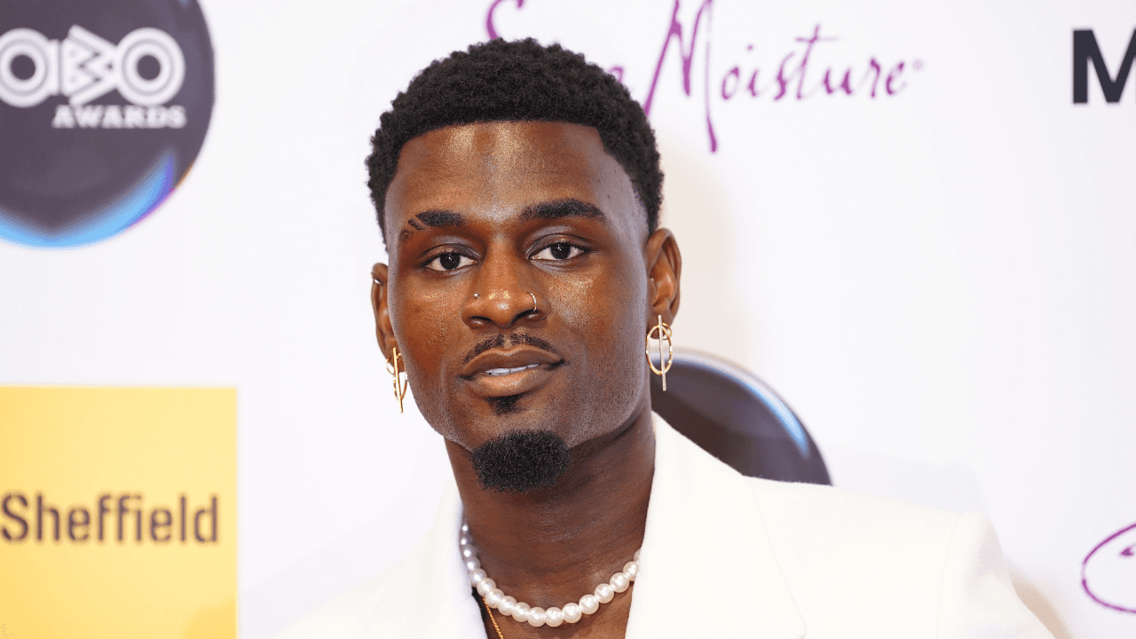 Love Island’s Dami Hope pens heartfelt tribute following father’s death