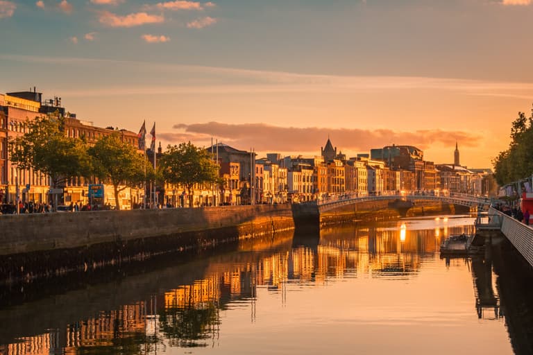 Seven health benefits of brighter evenings as clock change approaches