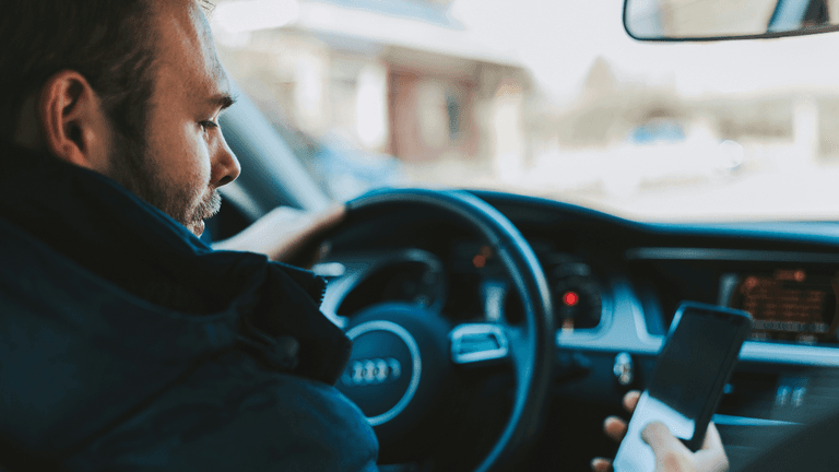 Private investigator reveals one ‘clue’ in how men cheat