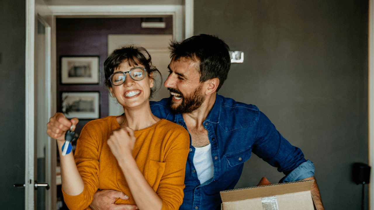‘Am I wrong for not wanting my wife on the deed to new house?’