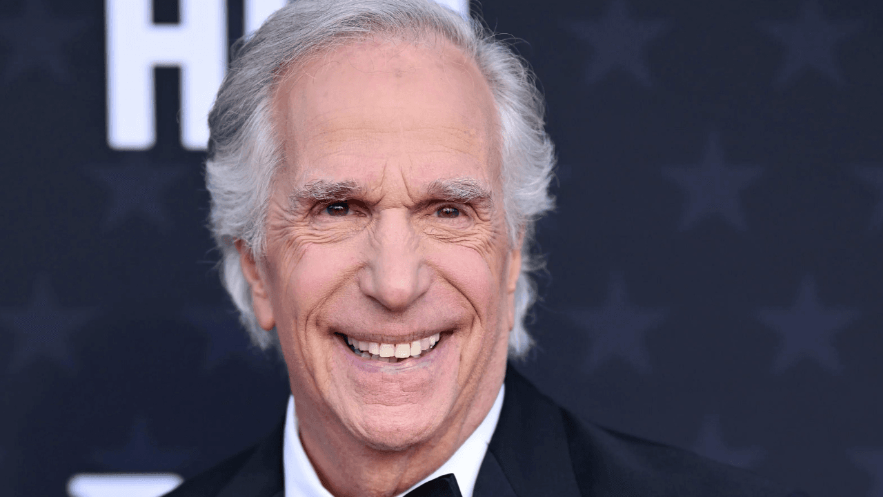 RTE accidentally interviews Hollywood icon after Shelbourne Hotel fire