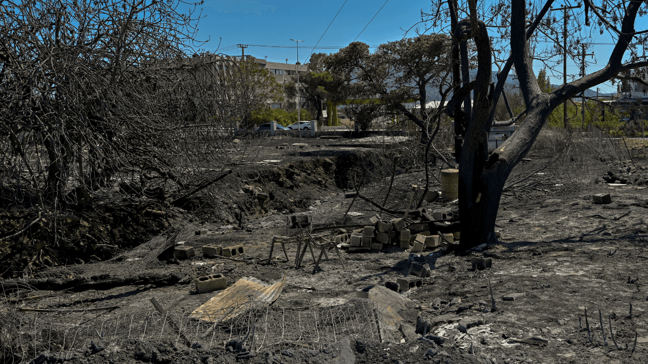 Tourists put on high alert as wildfires cause evacuations in major European capital