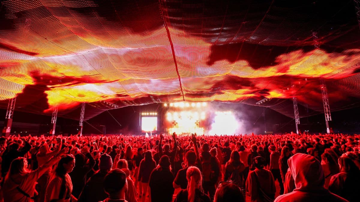 Leeds Festival fans demand refunds after headliner ends set 30 minutes early