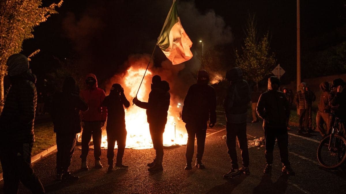 Two Gardaí taken to hospital as unrest continues in Citywest