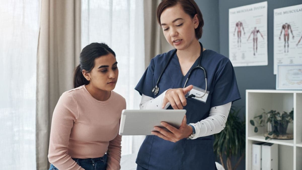 Experts explain why cases of lung cancer are surging among Gen Z women