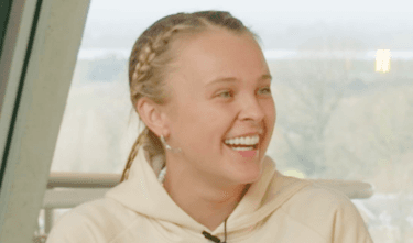 Jojo Siwa has come out as pansexual Jojo Siwa has come out as pansexual