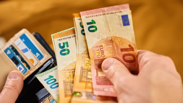 Three groups set to receive €2,000 grant support next month