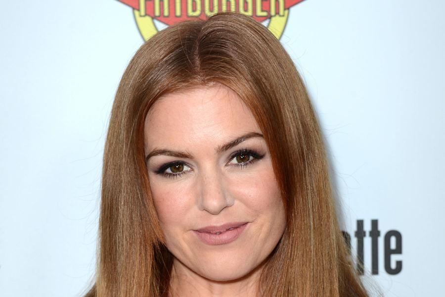 Isla Fisher Overshadows Co-Stars at Premiere