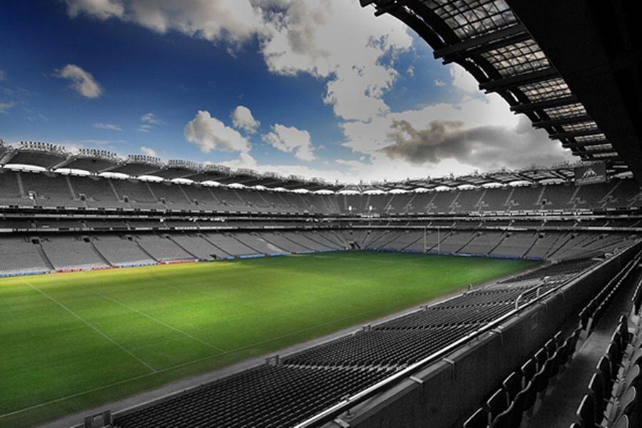 Would You Interrupt Your Honeymoon For an All-Ireland Final? This Couple Have…