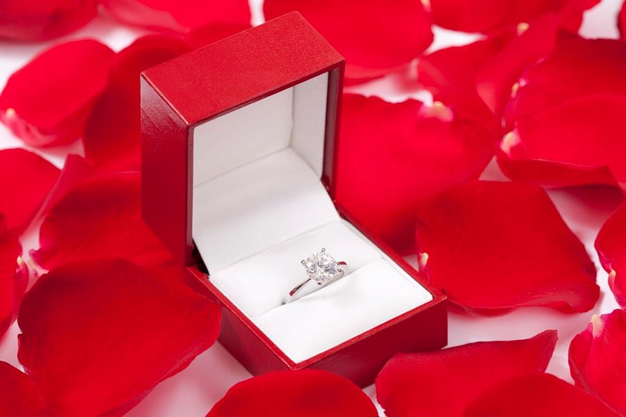 Is a Proposal on the Cards? Star Wants Beau to ‘Man Up’ and Pop the Question!