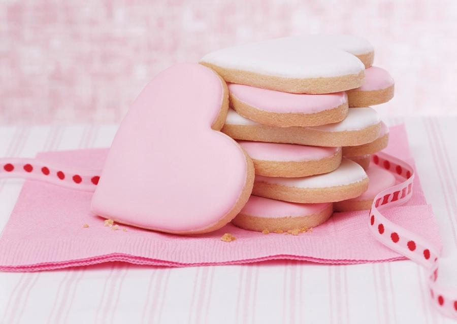 We’ve Seen It All… Hallmark Come Up With A Mothers’ Day Card With A Difference