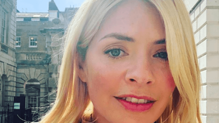 Holly Willoughby’s gorgeous dress is from & Other Stories and we need it in our lives