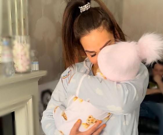 Safiyya Vorajee says “every day is getting harder” after baby Azaylia’s passing