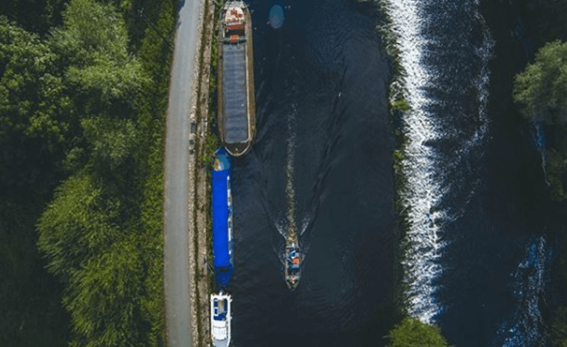Hero teenager saves mother and daughter from river in Co Carlow