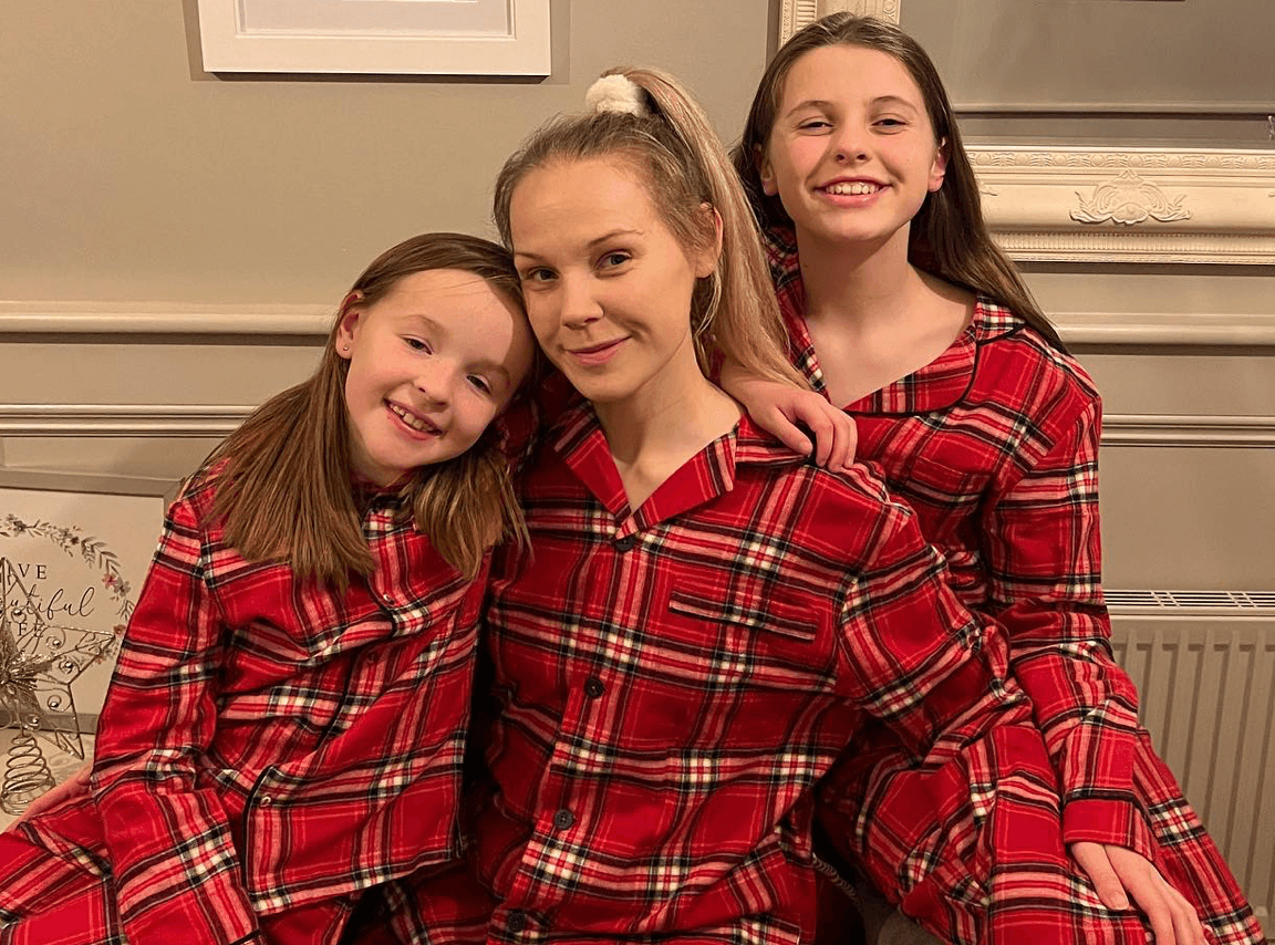 Lynsey Bennett shares sweet message to children as she leaves for Germany