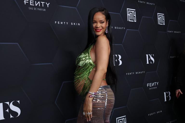 Rihanna forced to defend maternity style after being labelled “indecent”