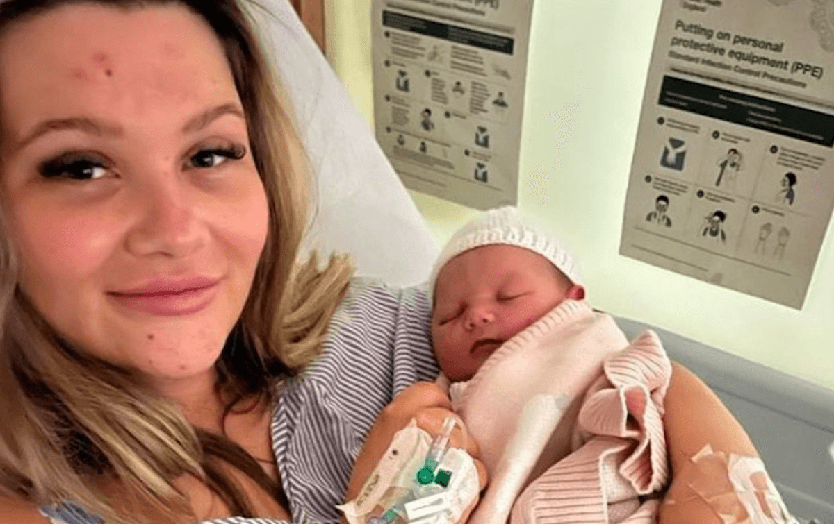 It’s a girl! Shaughna Phillips gives birth to her first child