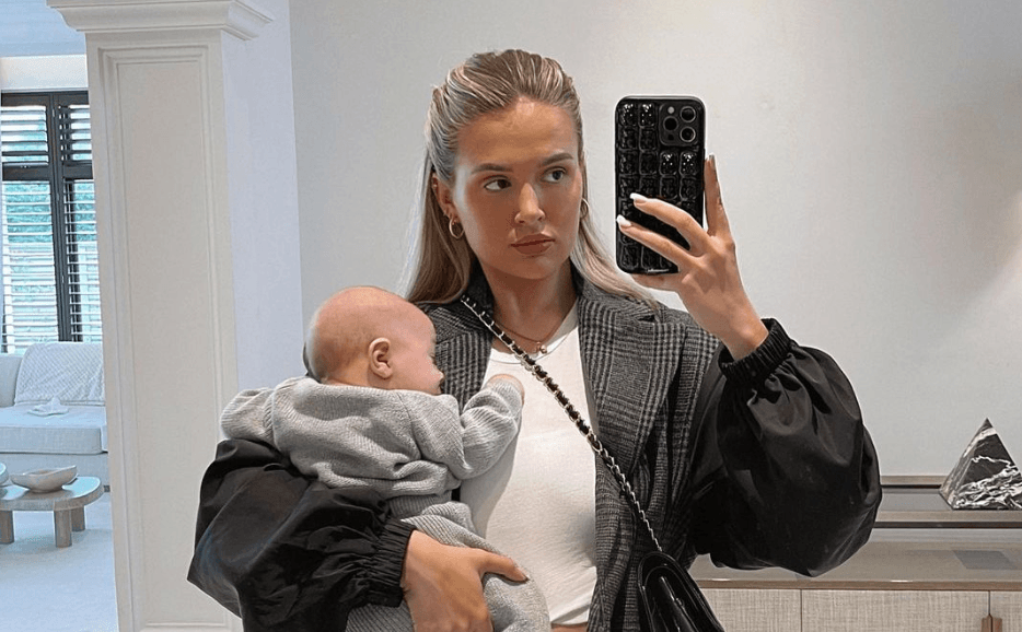 Molly-Mae Hague shares trick to dealing with Bambi’s trapped wind