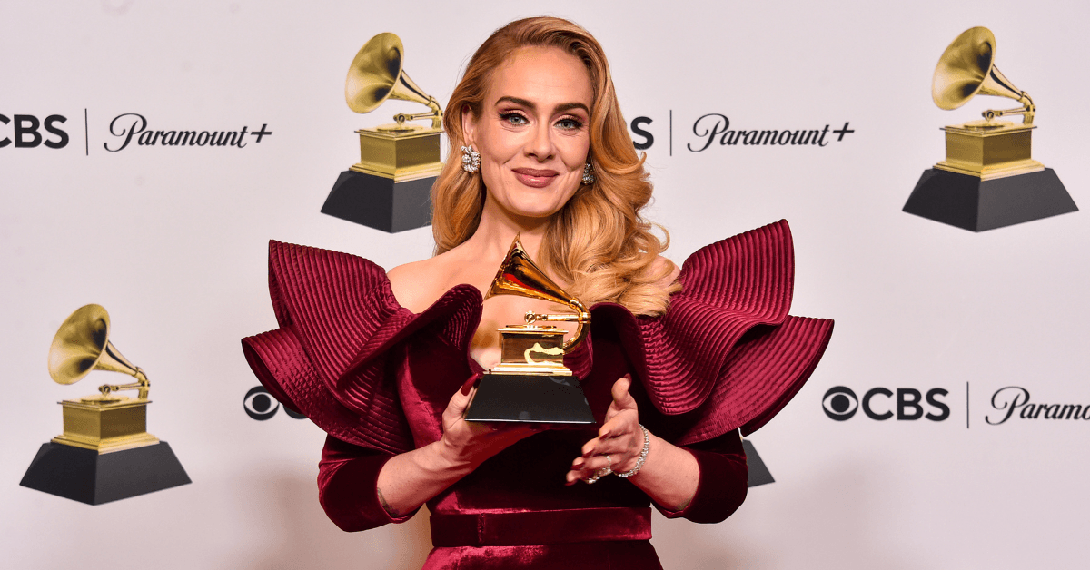 Adele bursts into tears after spotting doctor who delivered her baby in concert audience