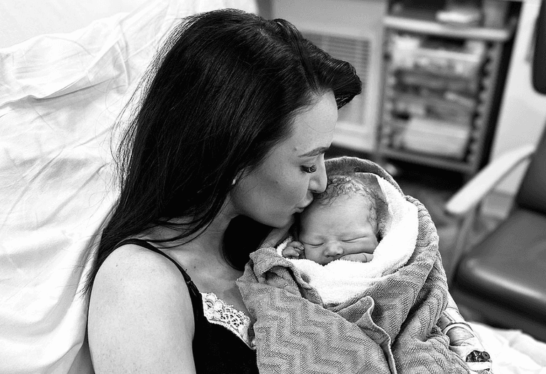 Irish influencer Belle Azzure welcomes her second child