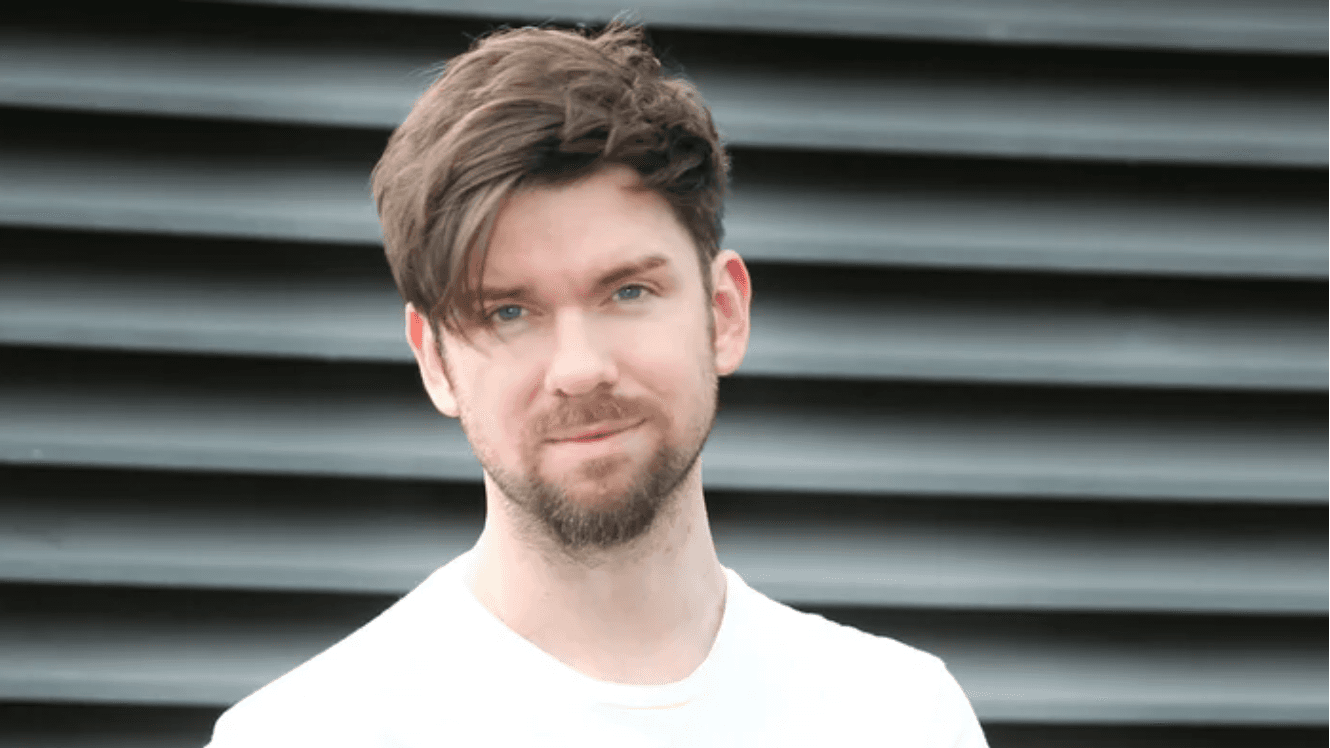 Eoghan McDermott issues update after being forced to sell home