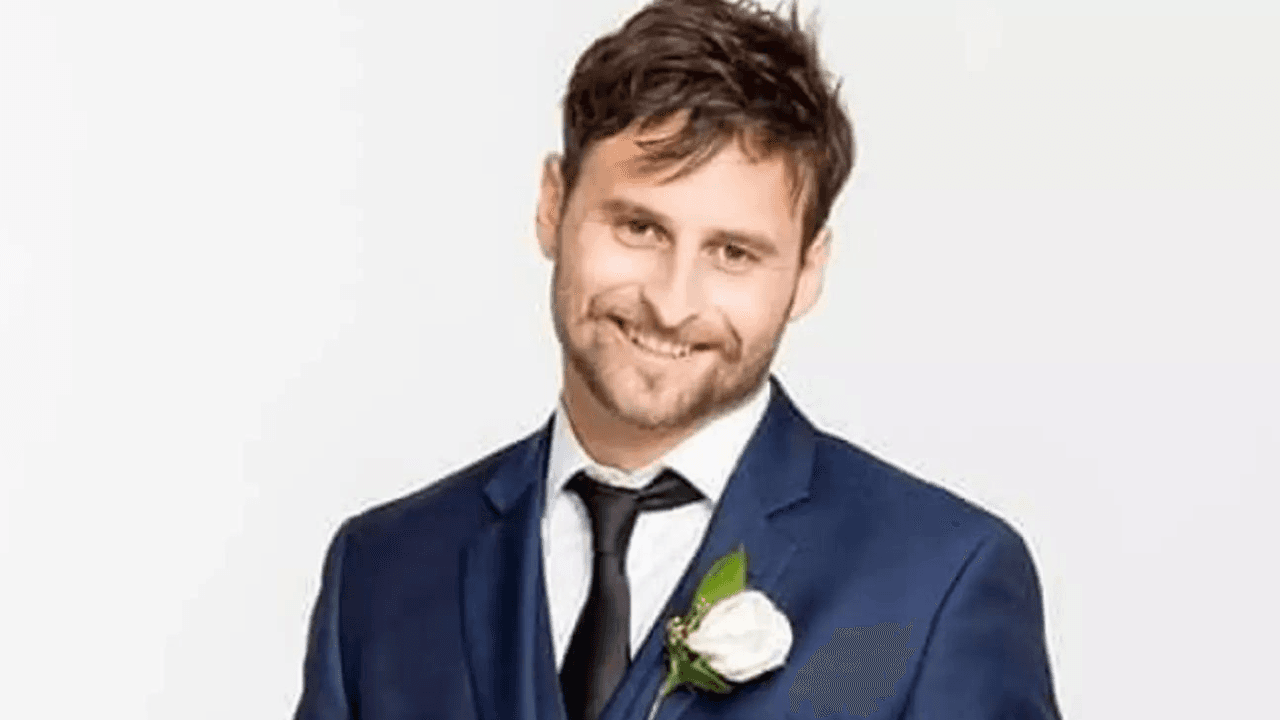 Married at First Sight star Andrew Jury dies aged 33