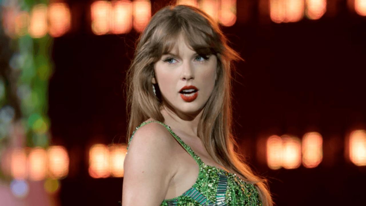 Taylor Swift reportedly working on a tell-all documentary