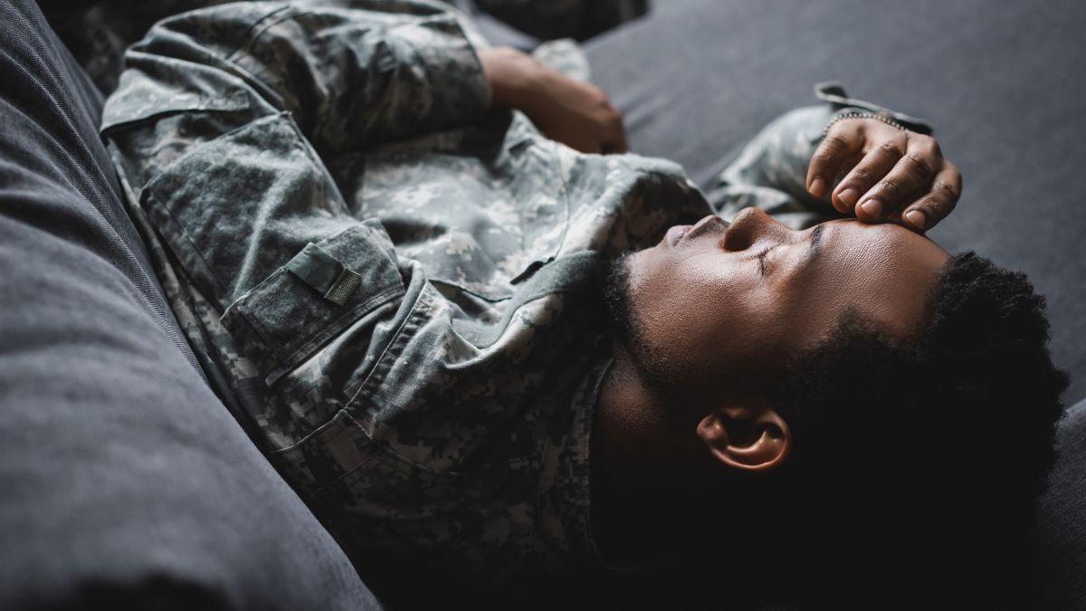 People fall asleep within minutes thanks to military sleeping method