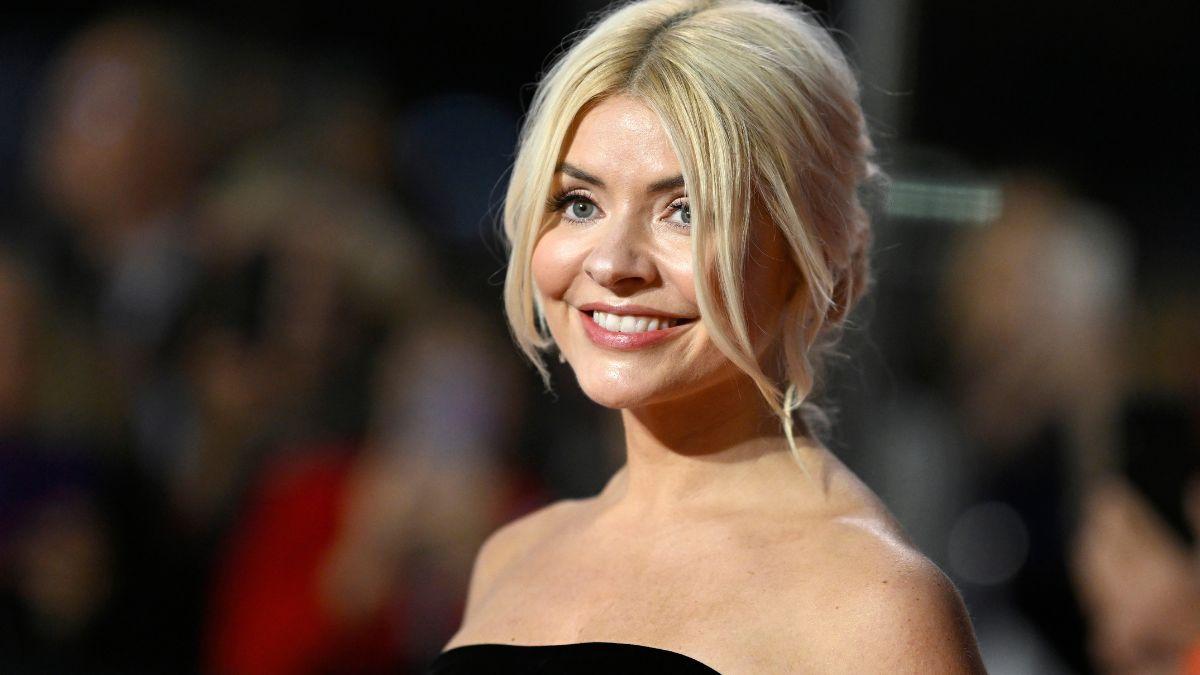 Holly Willoughby ‘to take over as Strictly presenter’