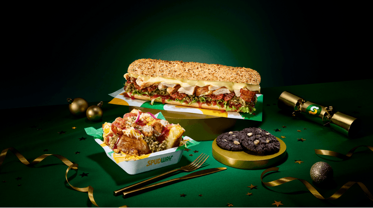 Subway just launched their new Christmas menu and we&#8217;re drooling