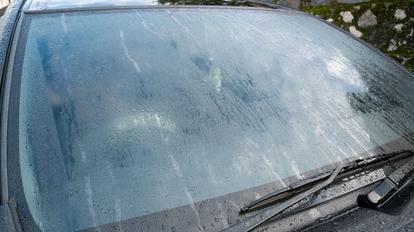 ‘Amazing’ car device helps ‘clear window condensation overnight’