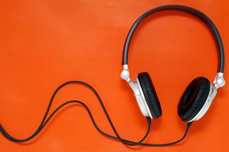 Aural Naughtiness: Virgin Atlantic Offers Fifty Shades Audio Book to Passengers Aural Naughtiness: Virgin Atlantic Offers Fifty Shades Audio Book to Passengers