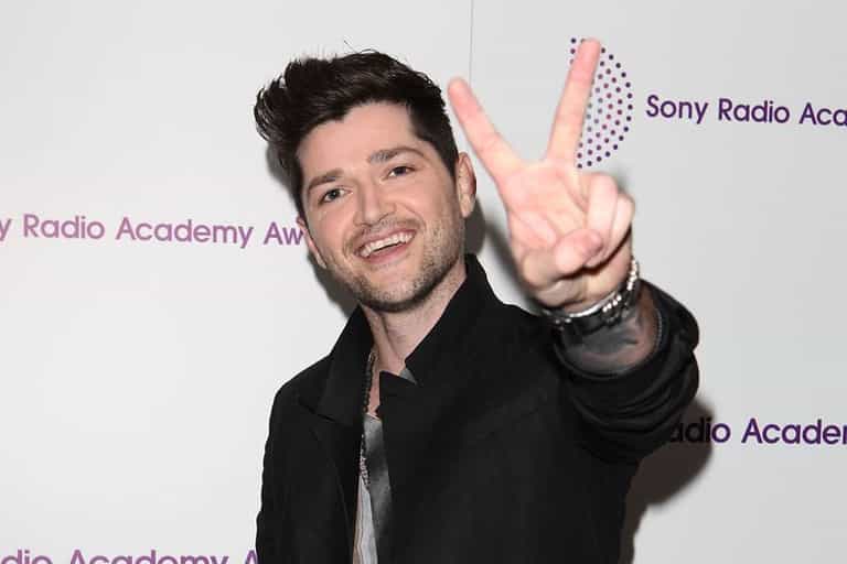 That Awkward Moment When Danny O’Donoghue Can’t Bag A Date On Tinder That Awkward Moment When Danny O’Donoghue Can’t Bag A Date On Tinder