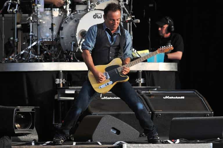 Curfew? What’s a Curfew? Bruce Springsteen Pokes Fun at Curfew Rule Curfew? What’s a Curfew? Bruce Springsteen Pokes Fun at Curfew Rule