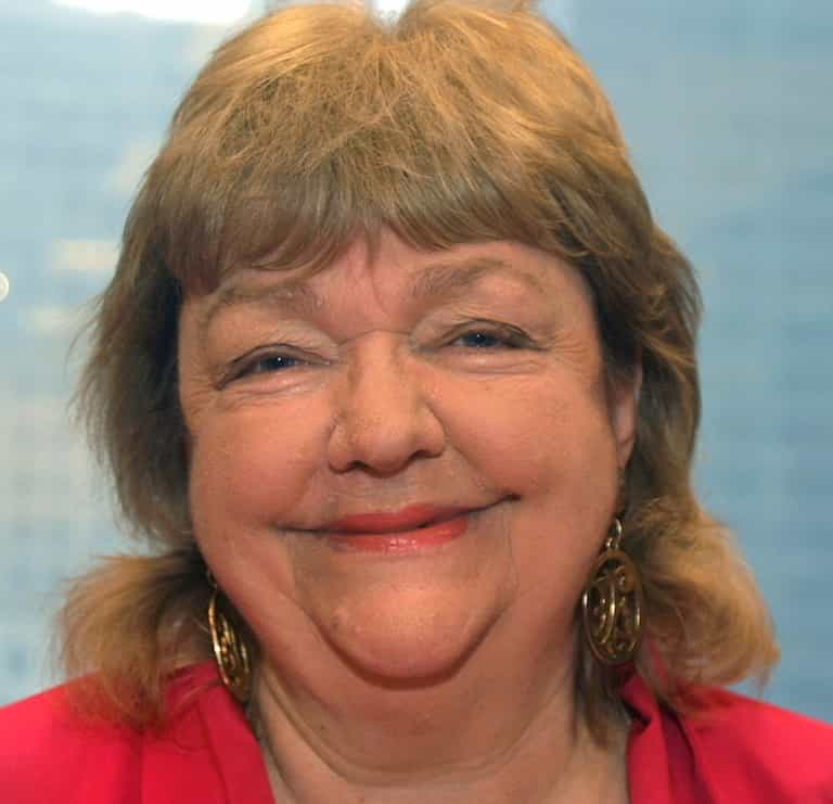 Author Maeve Binchy Dies Aged 72 Author Maeve Binchy Dies Aged 72
