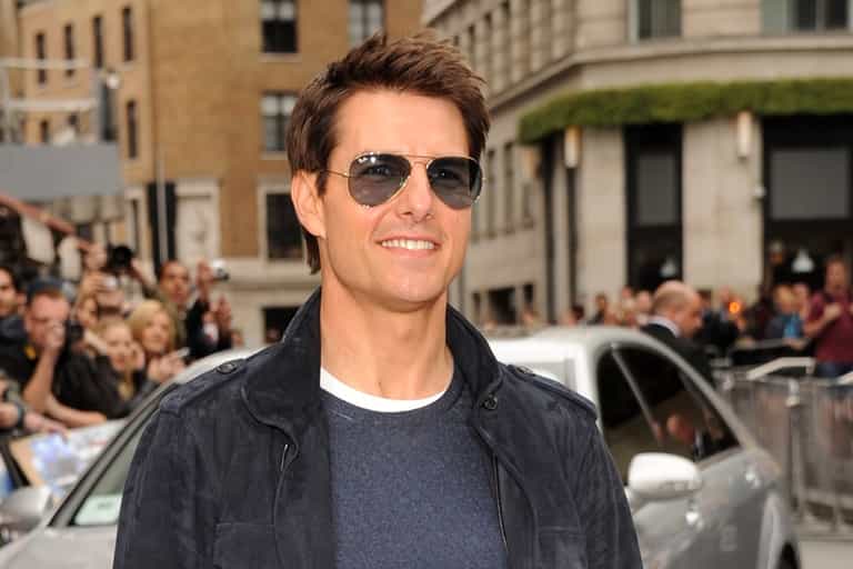 Tom Cruise Wants to be Katie’s New Neighbour… Tom Cruise Wants to be Katie’s New Neighbour…