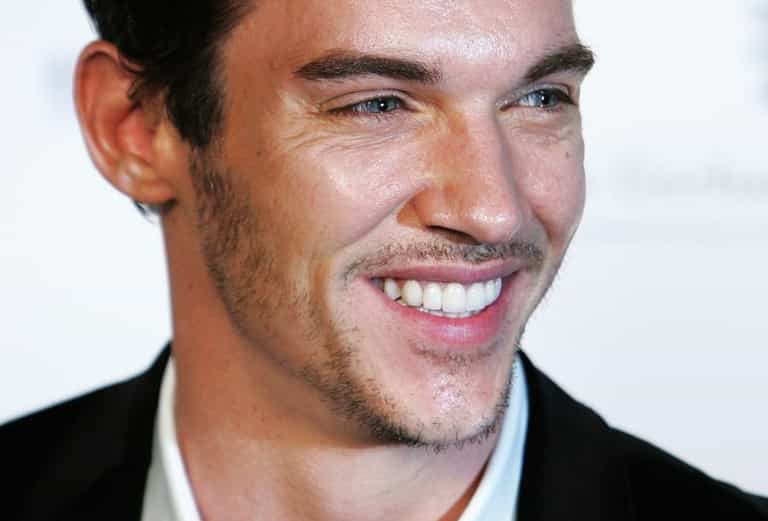 Jonathan Rhys Meyers Recovers From Addiction To Get His Fangs Out Jonathan Rhys Meyers Recovers From Addiction To Get His Fangs Out
