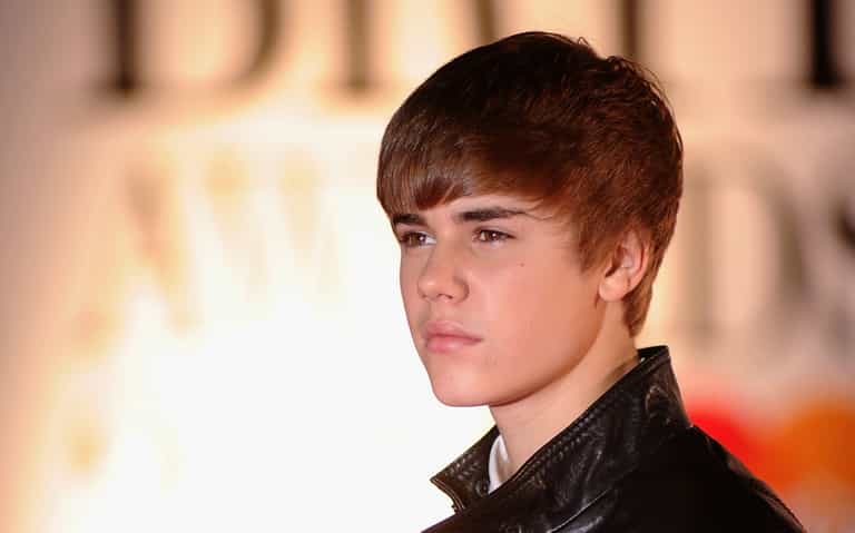 Bieber Gets Beaten Up For Love In Brand New Video ‘As Long As You Love Me’ Bieber Gets Beaten Up For Love In Brand New Video ‘As Long As You Love Me’
